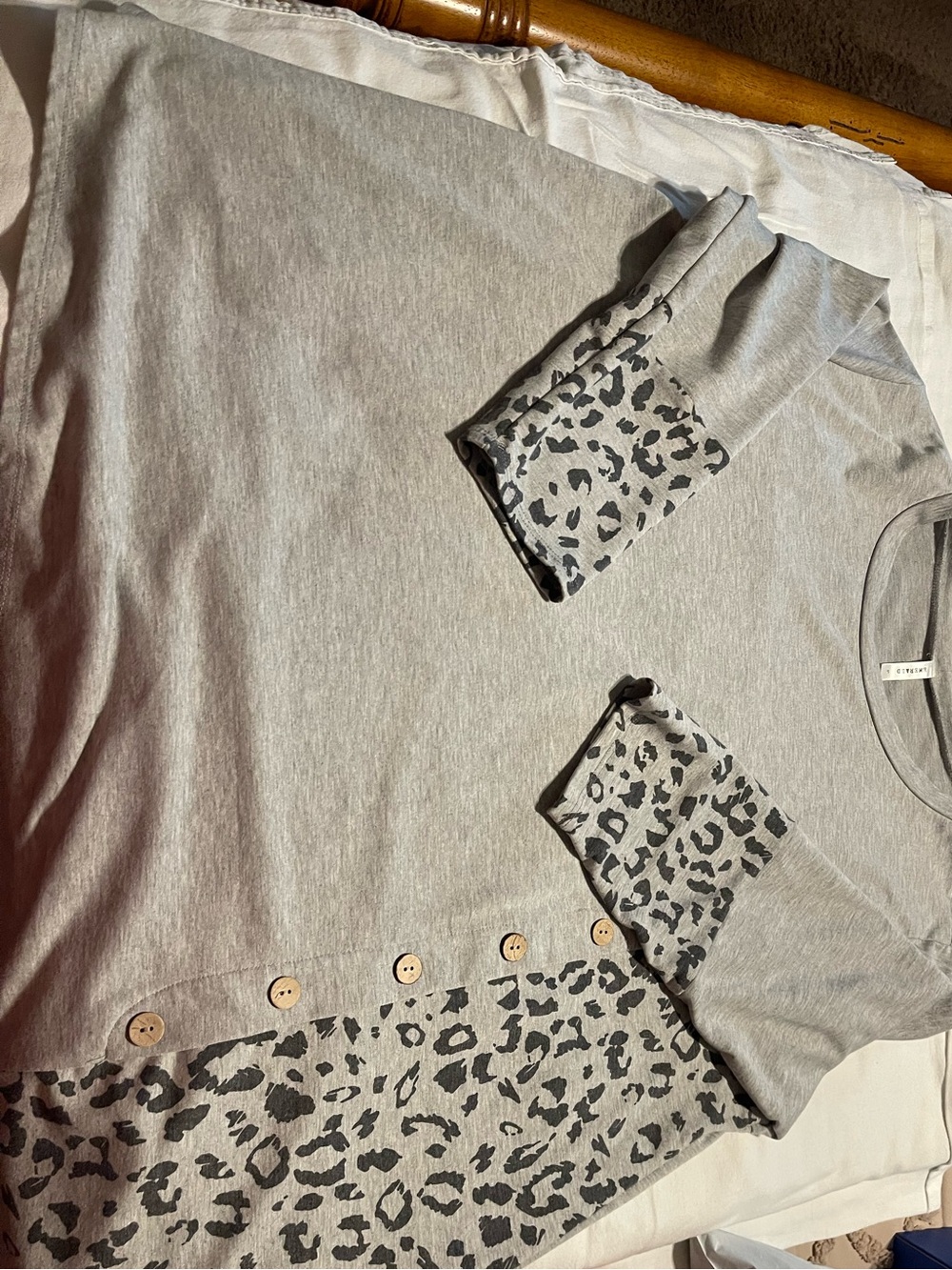 Emerald Heather Gray Crewneck Tee